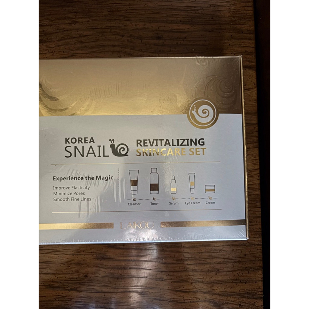 NIB revitalizing Skin Care Set